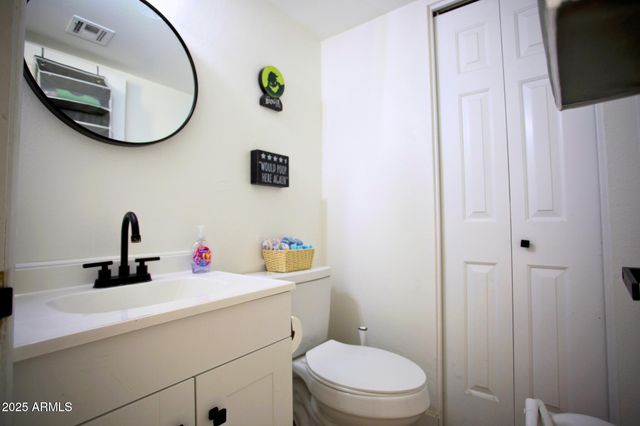 15801 N 29TH Street 4, Phoenix, AZ 85032