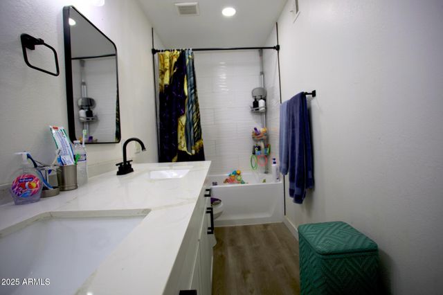 15801 N 29TH Street 4, Phoenix, AZ 85032