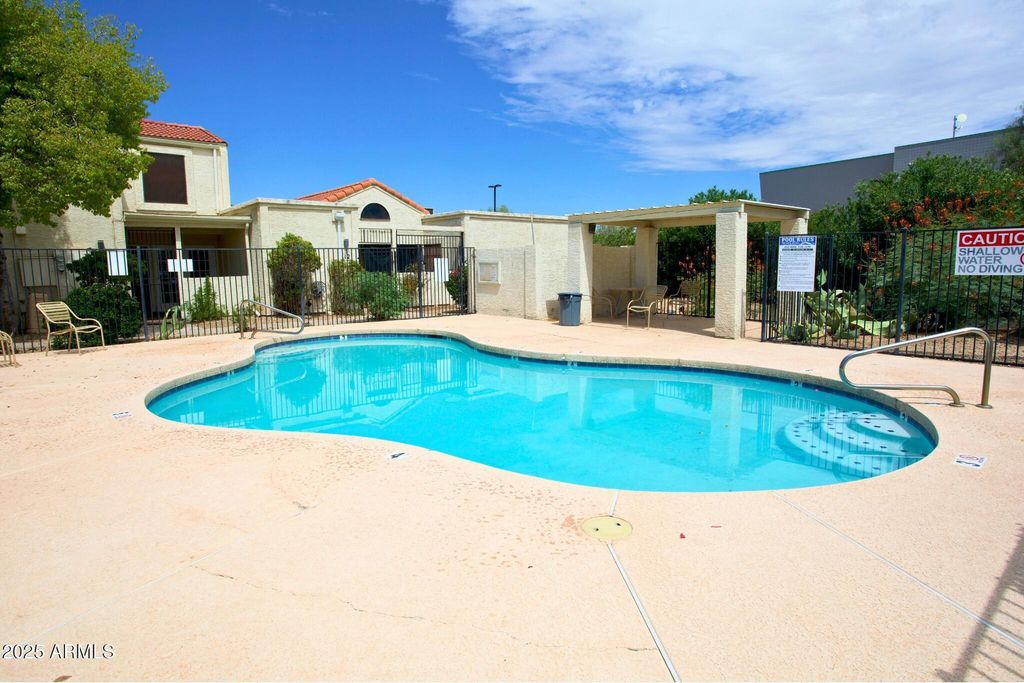 15801 N 29TH Street 4, Phoenix, AZ 85032