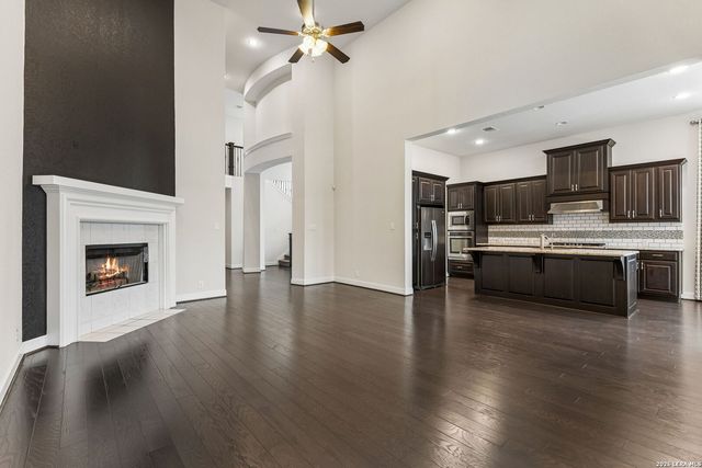 25847 Warbler View, San Antonio, TX 78255