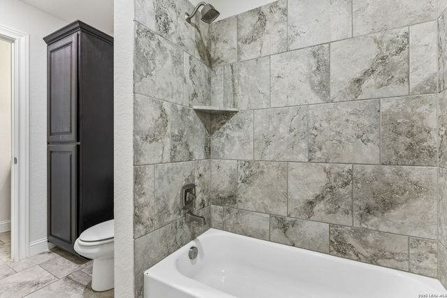 25847 Warbler View, San Antonio, TX 78255