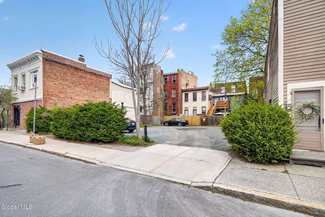 151 Jefferson Street, Albany, NY 12210