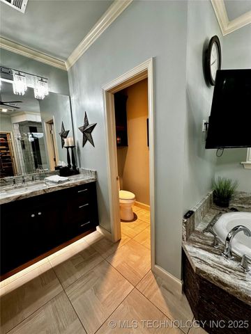 304 E 123rd Court S, Jenks, OK 74037