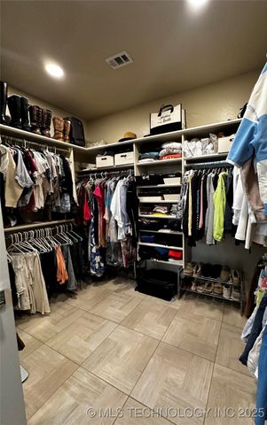 304 E 123rd Court S, Jenks, OK 74037