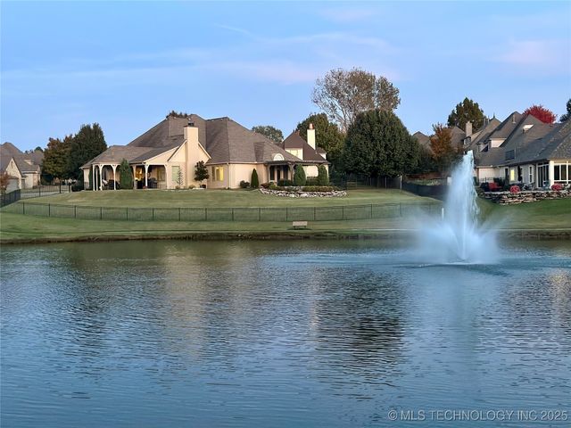 304 E 123rd Court S, Jenks, OK 74037