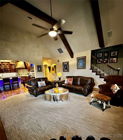 304 E 123rd Court S, Jenks, OK 74037