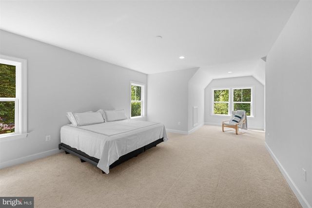 2354 CEDAR LN, Vienna, VA 22182
