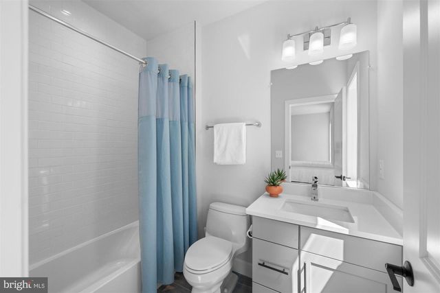 2354 CEDAR LN, Vienna, VA 22182
