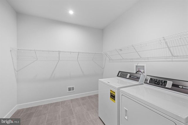 2354 CEDAR LN, Vienna, VA 22182