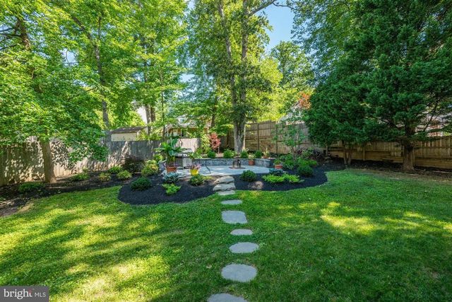 2354 CEDAR LN, Vienna, VA 22182
