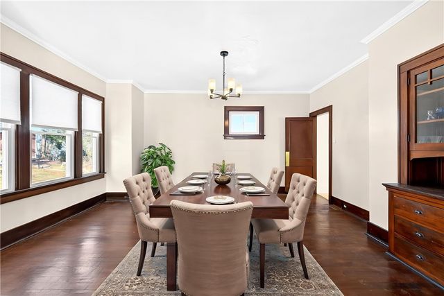 140 4th St, Chartiers, PA 15342