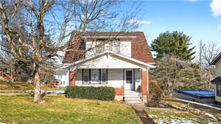 140 4th St, Chartiers, PA 15342