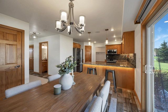 2061 W HIGGINS, De Pere, WI 54115
