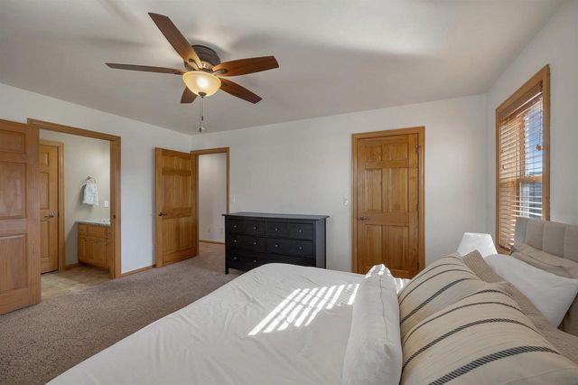 2061 W HIGGINS, De Pere, WI 54115