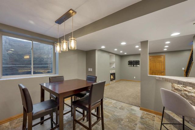 2061 W HIGGINS, De Pere, WI 54115