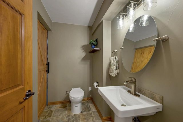 2061 W HIGGINS, De Pere, WI 54115