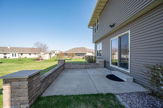 2061 W HIGGINS, De Pere, WI 54115