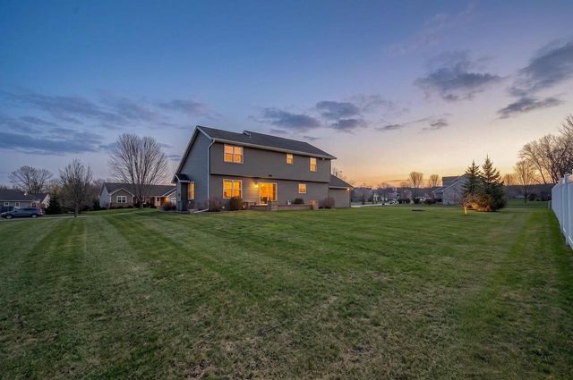2061 W HIGGINS, De Pere, WI 54115