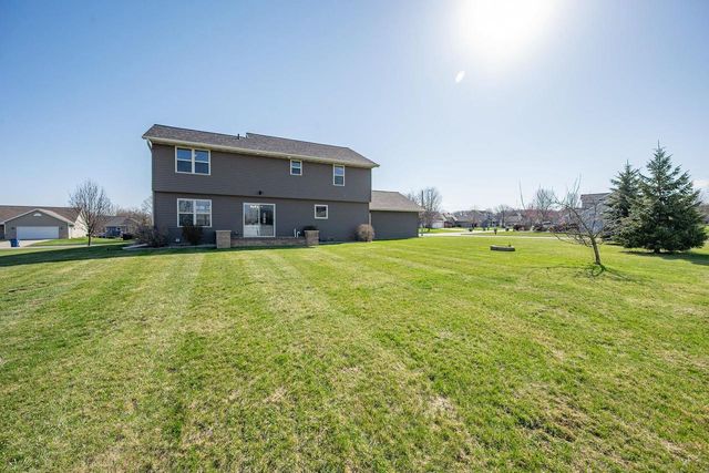 2061 W HIGGINS, De Pere, WI 54115