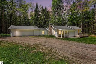 5950 Mark Drive, Hale, MI 48739