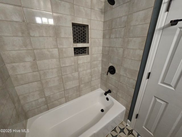 202 Elderberry Drive, Chapel Hill, NC 27517