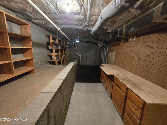 202 Elderberry Drive, Chapel Hill, NC 27517