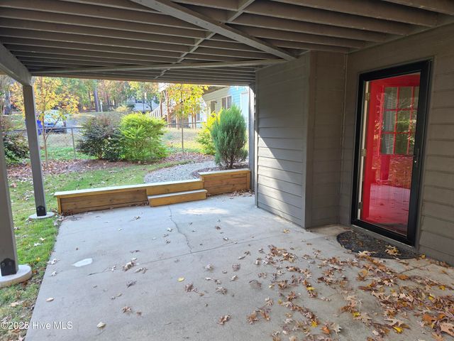 202 Elderberry Drive, Chapel Hill, NC 27517