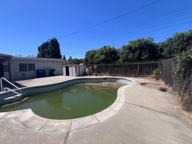 1217 Woodman Way, Modesto, CA 95350
