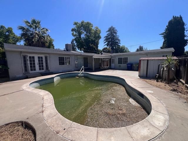 1217 Woodman Way, Modesto, CA 95350