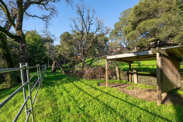 112 JANE Drive, Woodside, CA 94062