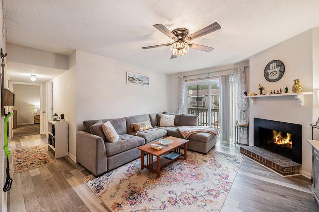 1402 Camp Road 9g, Charleston, SC 29412