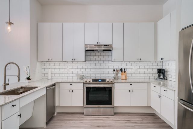 209 Wimberly Street 1-207, Fort Worth, TX 76107