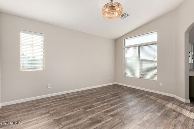 2725 E MINE CREEK Road 1010, Phoenix, AZ 85024