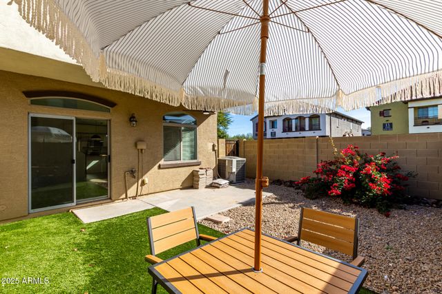 2725 E MINE CREEK Road 1010, Phoenix, AZ 85024