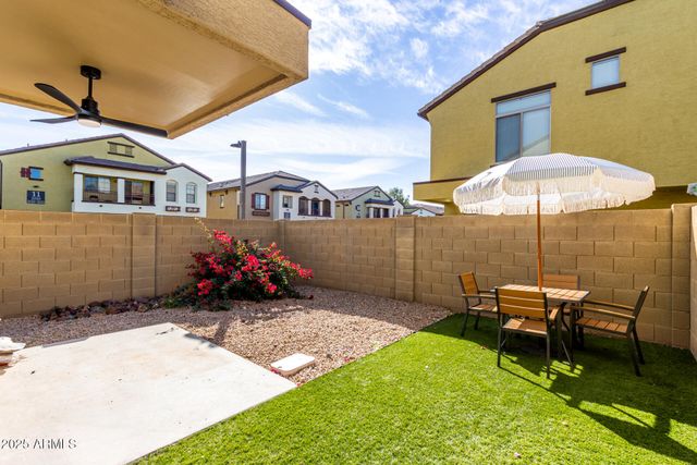 2725 E MINE CREEK Road 1010, Phoenix, AZ 85024