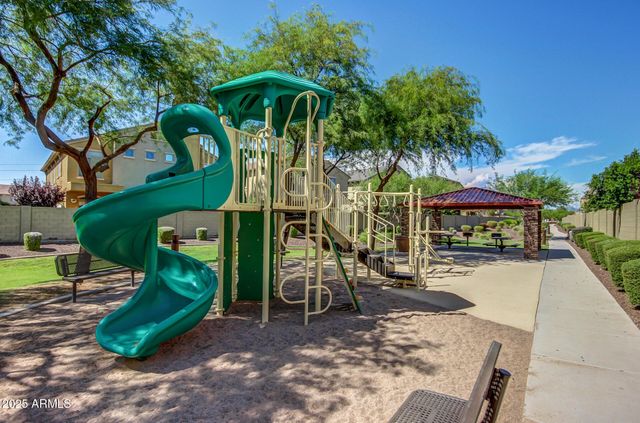 2725 E MINE CREEK Road 1010, Phoenix, AZ 85024