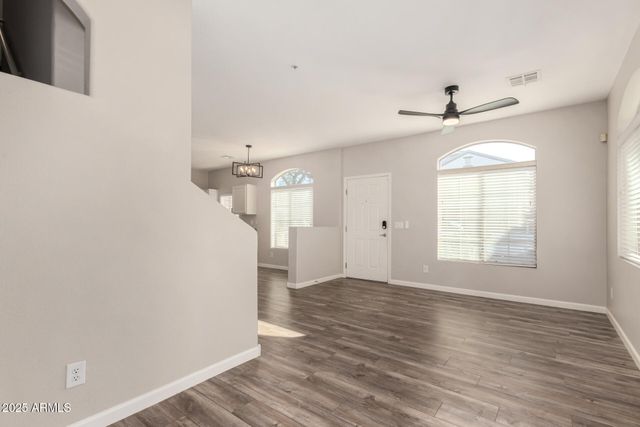 2725 E MINE CREEK Road 1010, Phoenix, AZ 85024