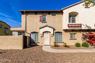 2725 E MINE CREEK Road 1010, Phoenix, AZ 85024
