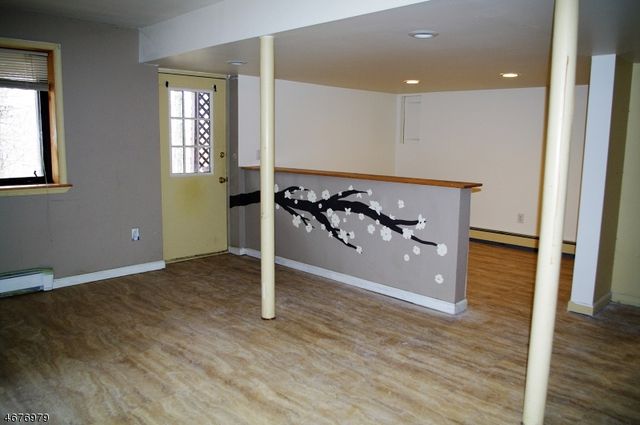 17 Village Way, Vernon Twp., NJ 07462