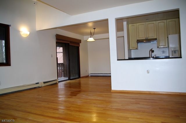 17 Village Way, Vernon Twp., NJ 07462