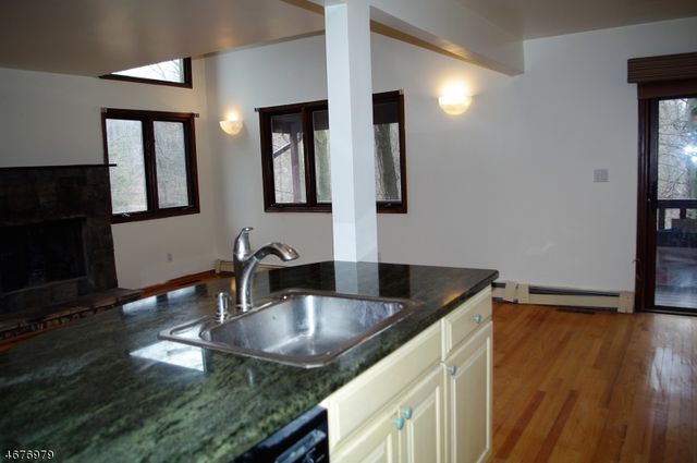 17 Village Way, Vernon Twp., NJ 07462