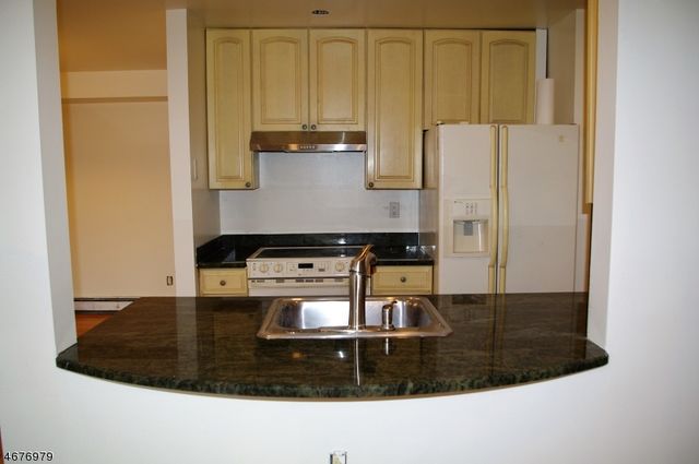 17 Village Way, Vernon Twp., NJ 07462