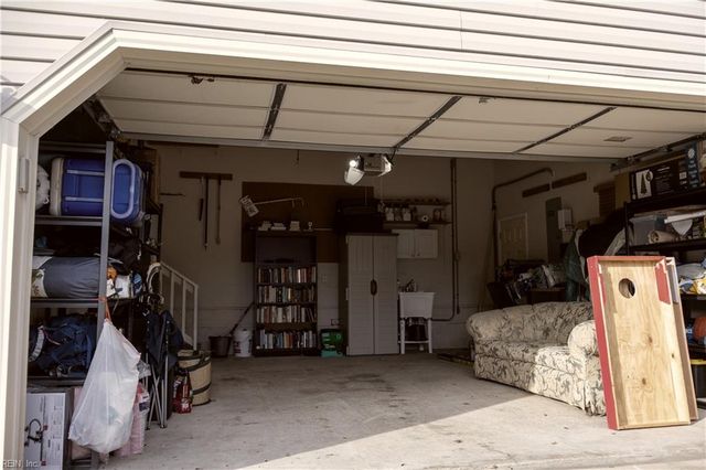 116 Grays LNDG, Hampton, VA 23666