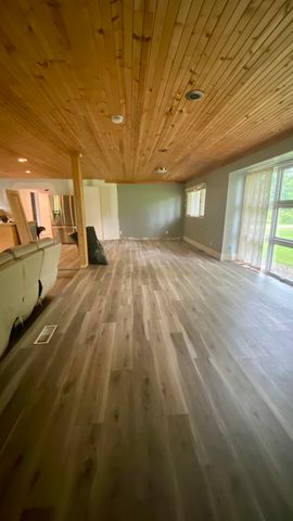 641 Tracey Lane, Brighton, MI 48114