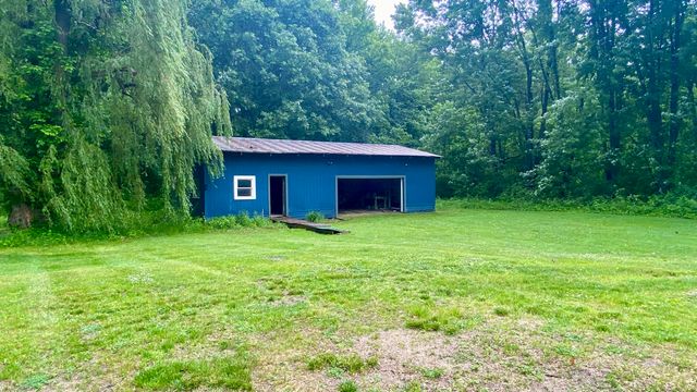 641 Tracey Lane, Brighton, MI 48114