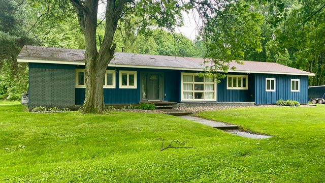 641 Tracey Lane, Brighton, MI 48114