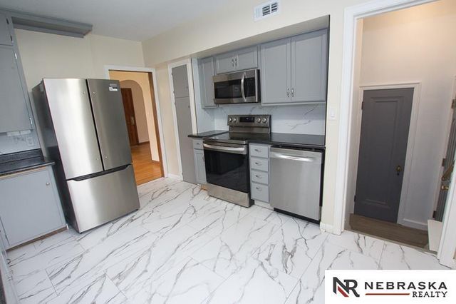 4243 N 60th Street, Lincoln, NE 68507