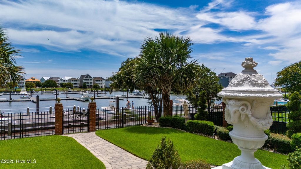 Image 3 of property listing at 458 Kensington Place, Newport, NC 28570