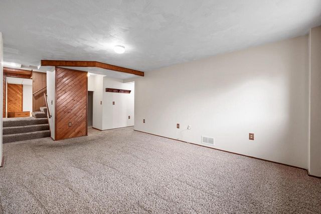 2722 Field DRIVE, Waukesha, WI 53188