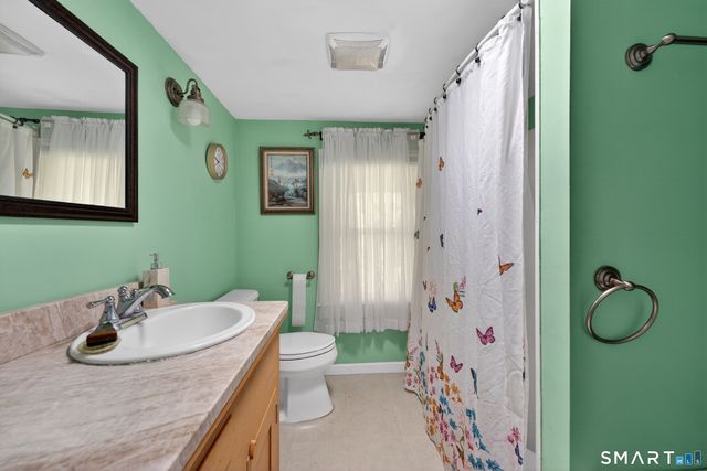 39 Fernwood Lane, Cheshire, CT 06410